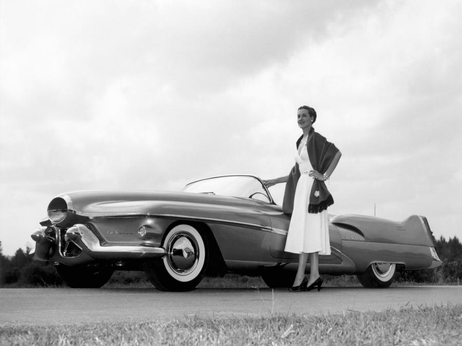  GM LeSabre Concept Car 1951 года  (фото 19 из 29)